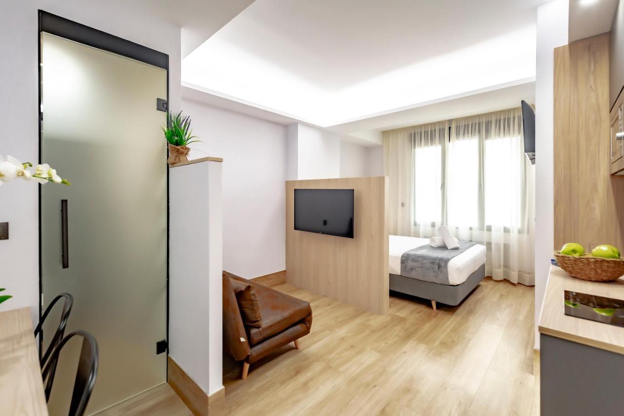 Dobohomes - Montesa 20 Apartamentos Madrid Esterno foto