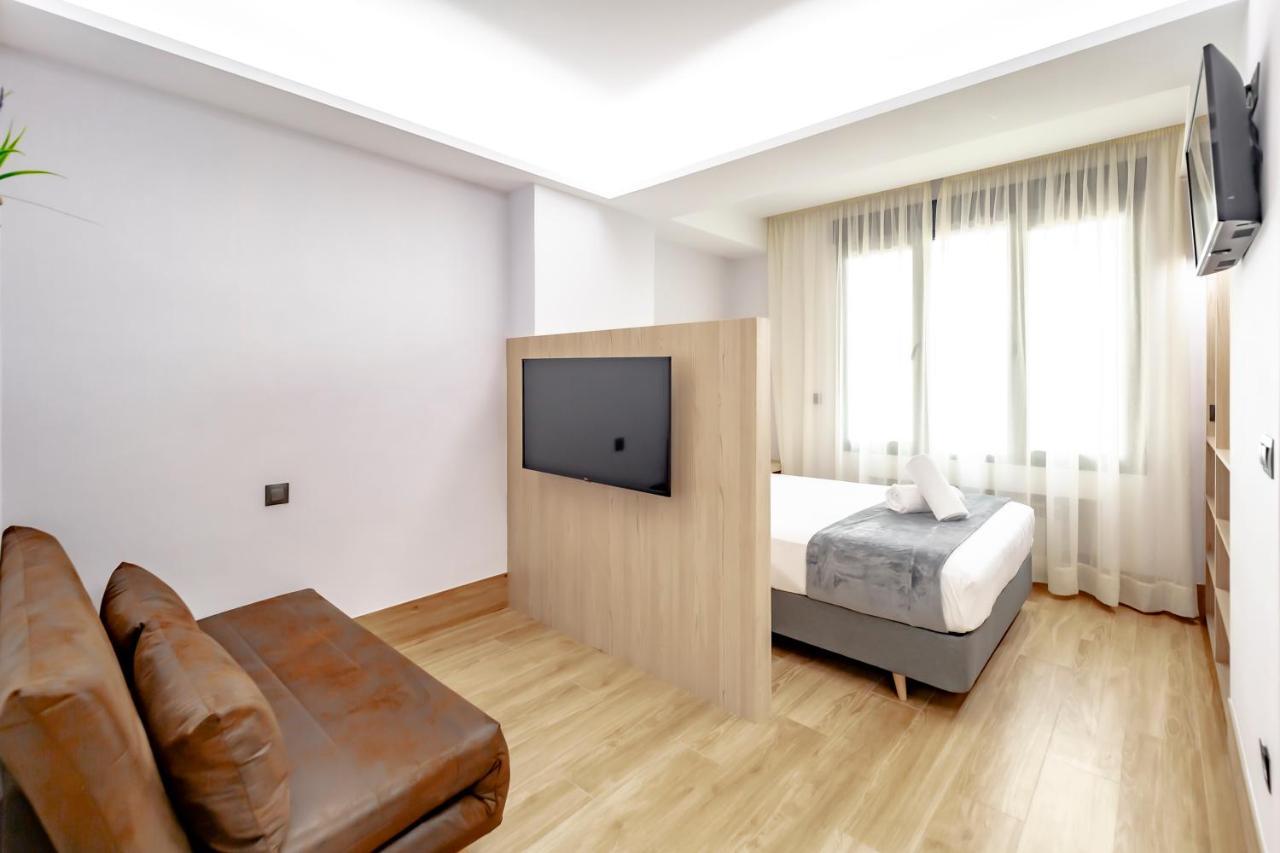Dobohomes - Montesa 20 Apartamentos Madrid Esterno foto