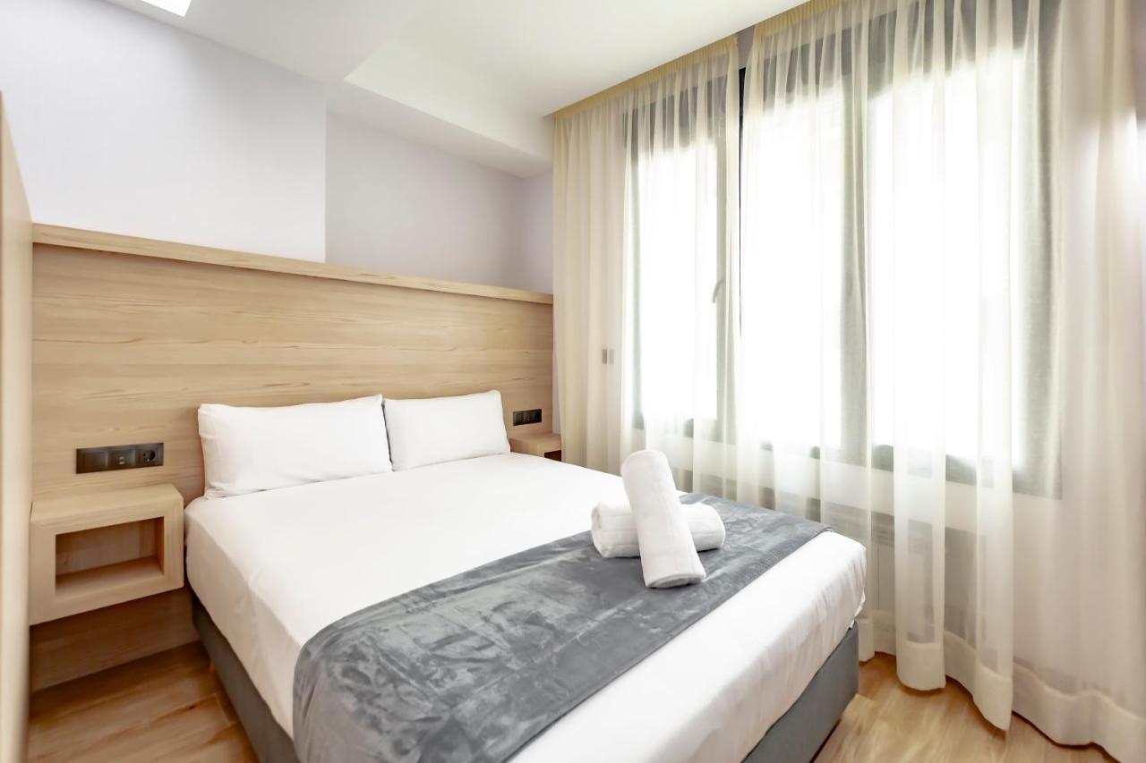 Dobohomes - Montesa 20 Apartamentos Madrid Esterno foto